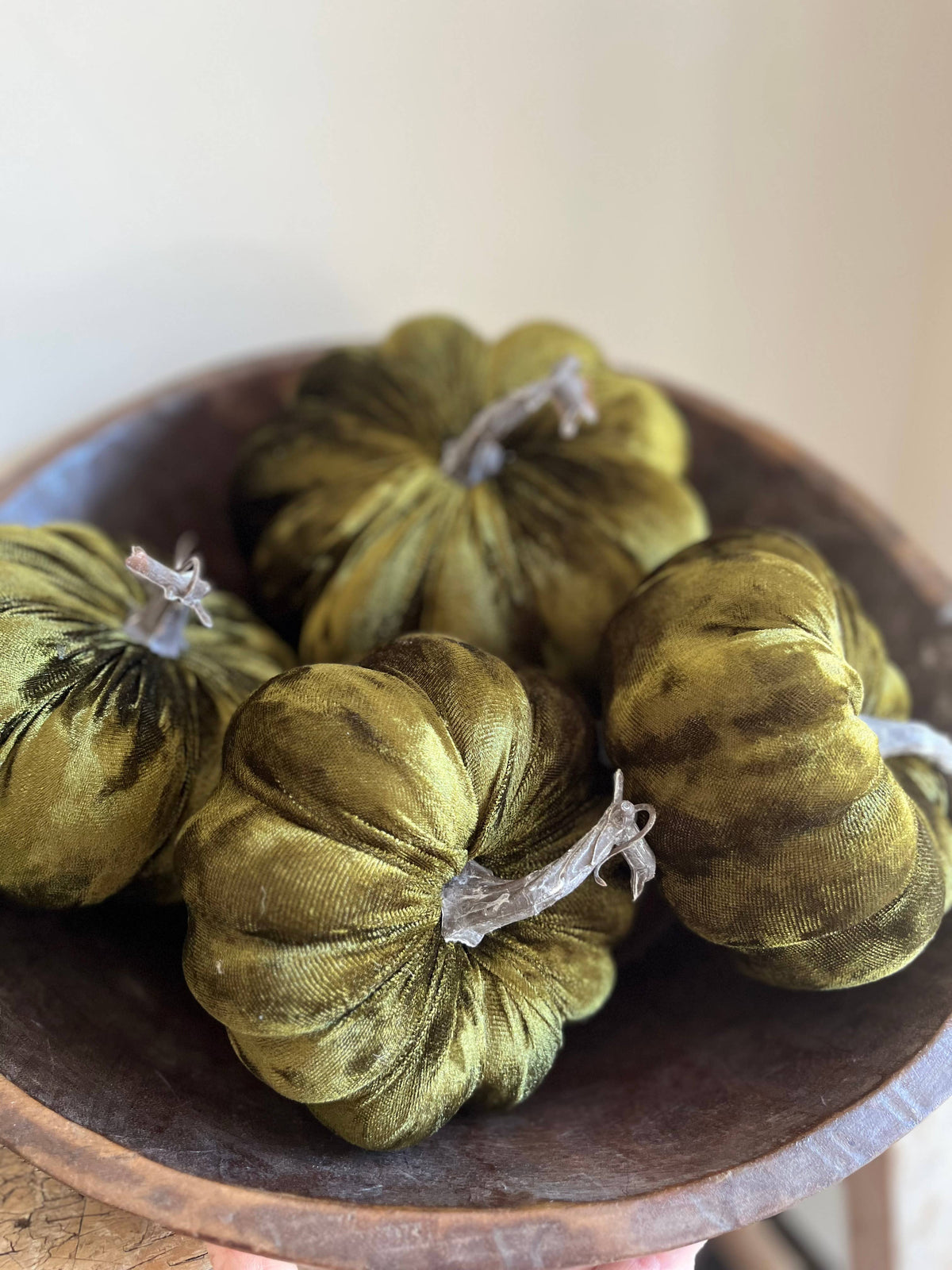 Medium Velvet Pumpkin Moss Green