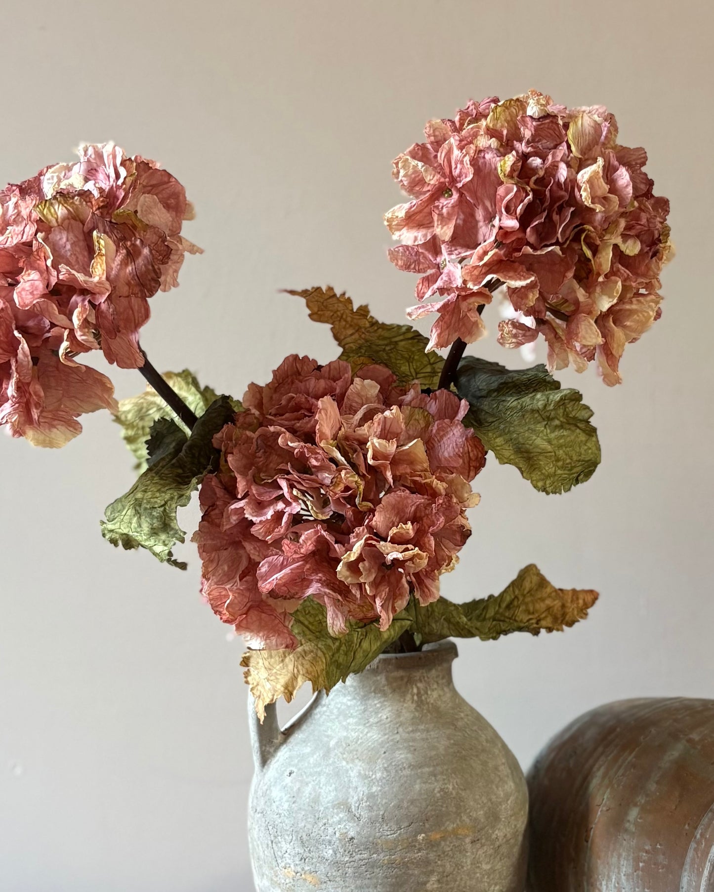 Vintage Hydrangea - Dusky Pink