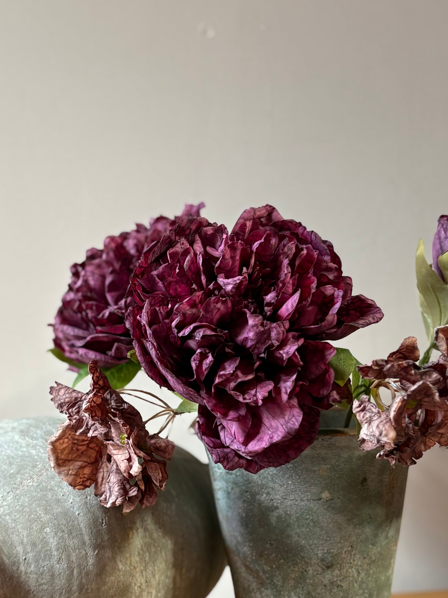Vintage Peony Bouquet in Mulberry
