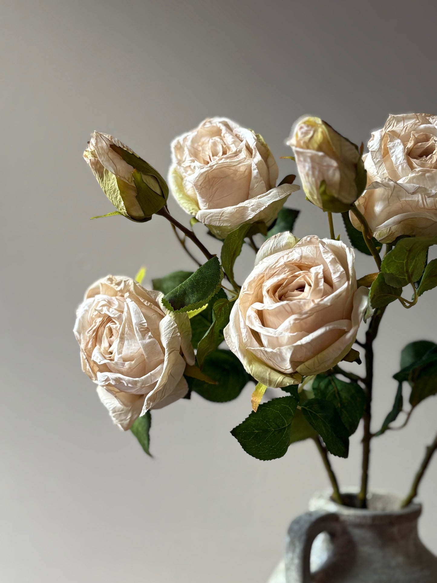 Vintage Rose Spray in Nude