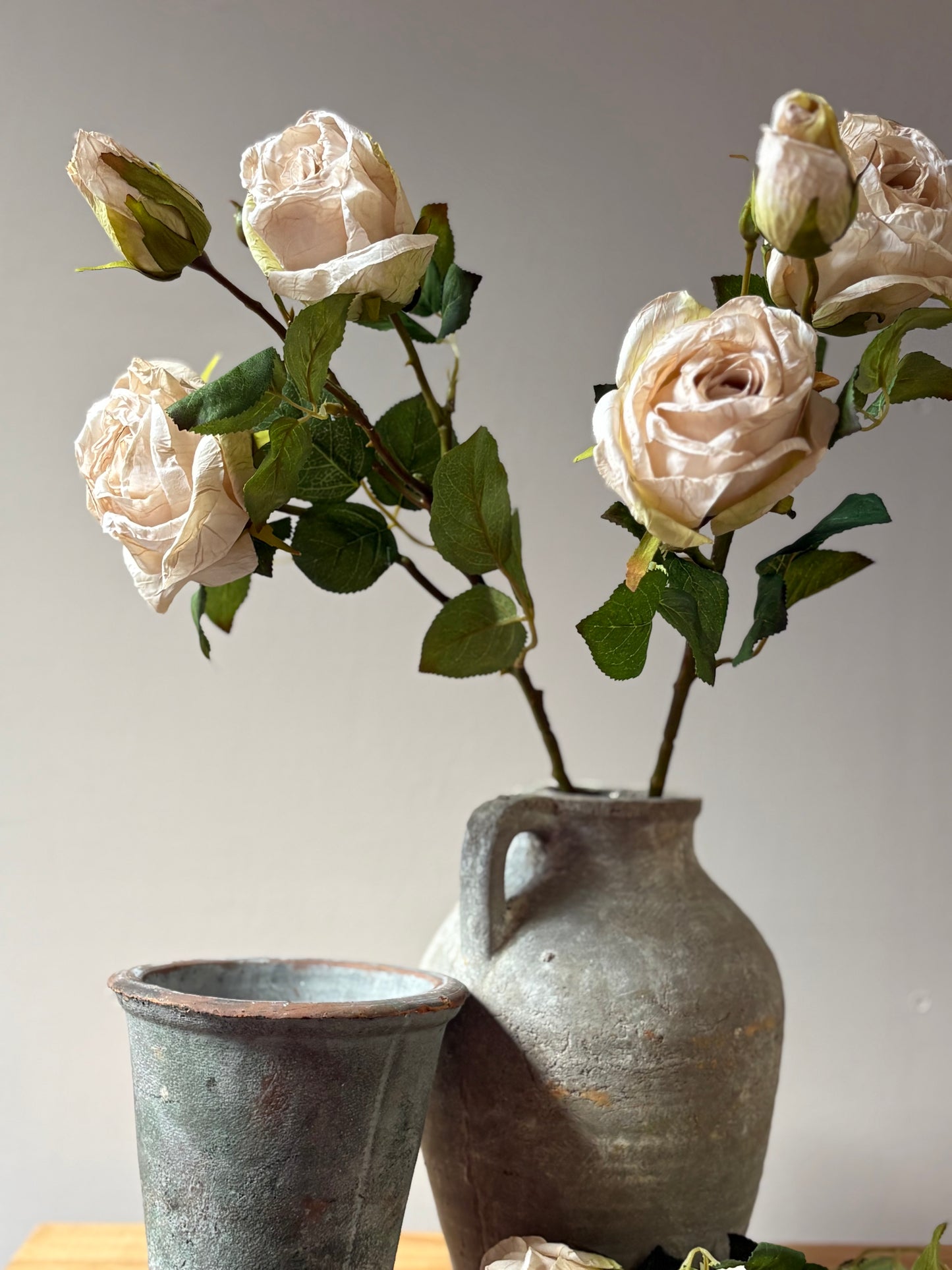 Vintage Rose Spray in Nude